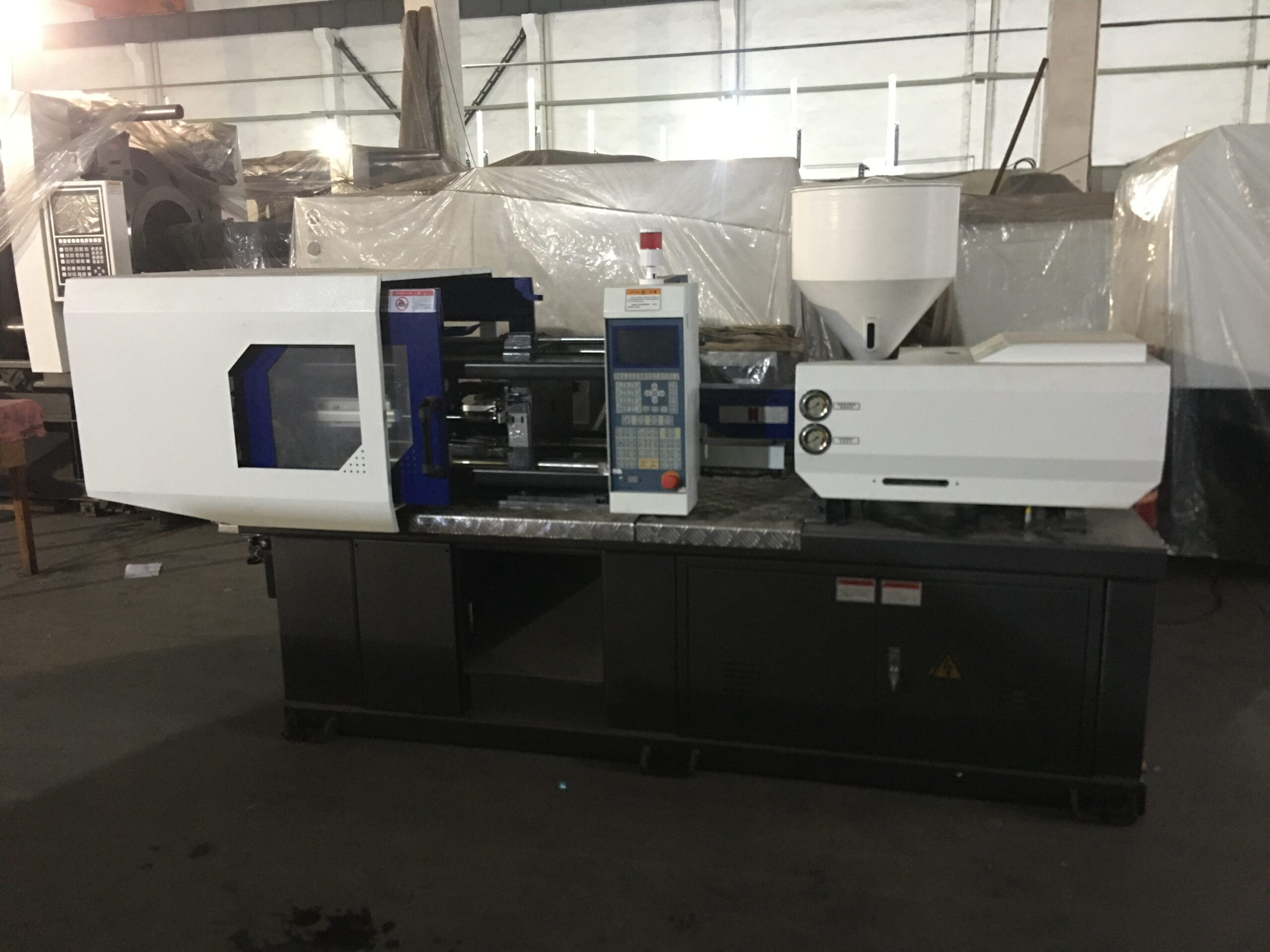 How to solve injection molding parting surface burrs problems